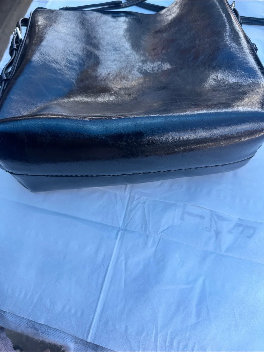Zara Black Patent Shoulder Bag with Front Zip Pocket - Picture 6 of 9